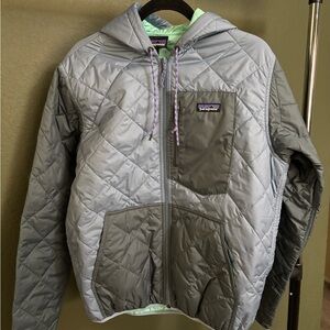 Patagonia Gray Quilted Hooded Puffer Jacket